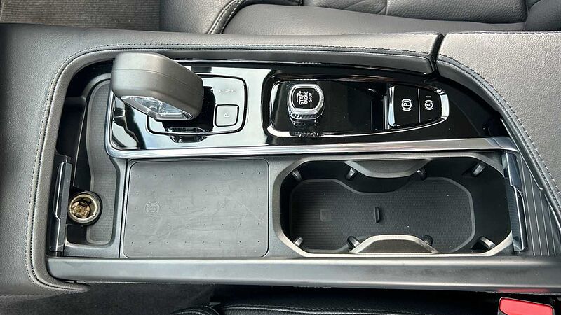 Volvo V90 Cross Country Plus, B5 AWD mild hybrid, Petrol (Very Rare Car, Fantastic Condition)