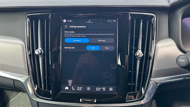 Volvo V90 Cross Country Plus, B5 AWD mild hybrid, Petrol (Very Rare Car, Fantastic Condition)