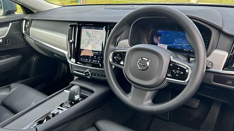 Volvo V90 Cross Country Plus, B5 AWD mild hybrid, Petrol (Very Rare Car, Fantastic Condition)