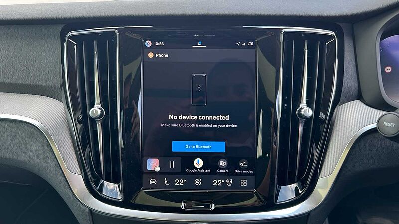 Volvo V60 Ultra, T8 AWD Plug-in hybrid, Electric/Petrol, Dark (Ex Demo, Under 200 Miles)