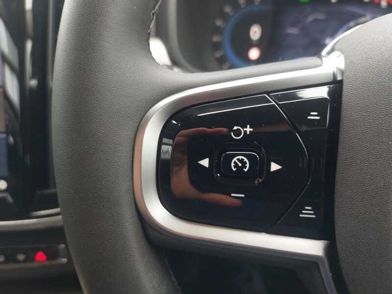 Volvo V90 Plus, T6 AWD Plug-in hybrid, Electric/Petrol, Dark