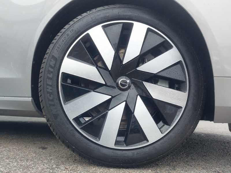 Volvo V90 Plus, T6 AWD Plug-in hybrid, Electric/Petrol, Dark