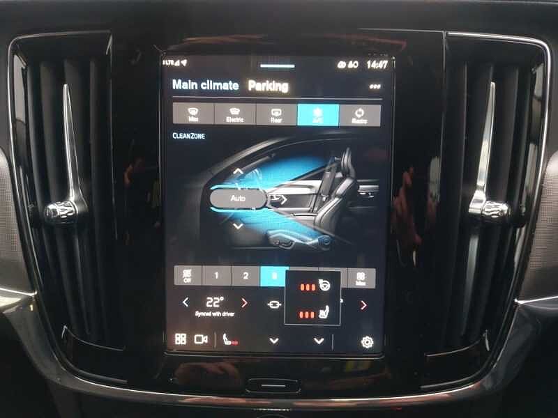 Volvo V90 Plus, T6 AWD Plug-in hybrid, Electric/Petrol, Dark