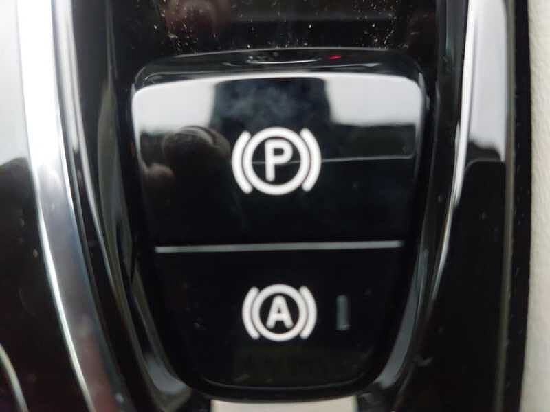 Volvo V90 Plus, T6 AWD Plug-in hybrid, Electric/Petrol, Dark