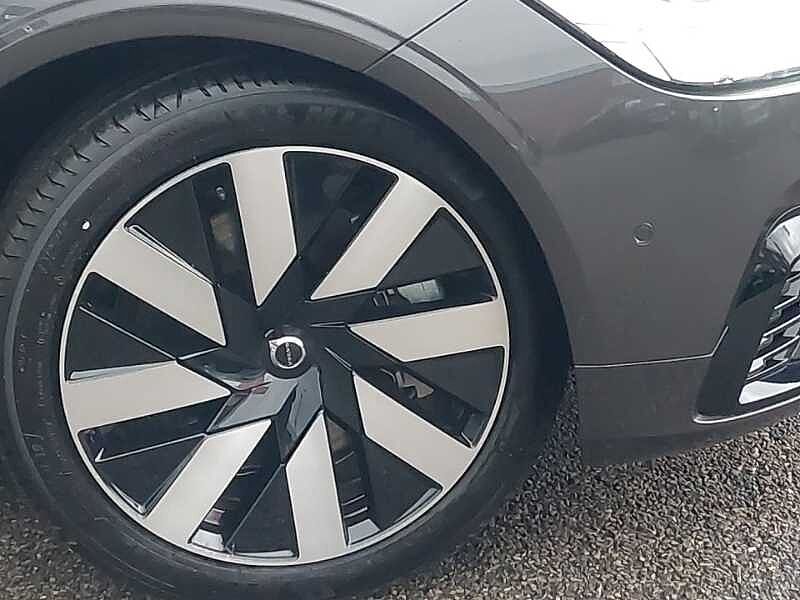 Volvo V90 Plus, T6 AWD Plug-in hybrid, Electric/Petrol, Dark