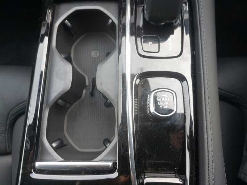 Volvo V90 Plus, T6 AWD Plug-in hybrid, Electric/Petrol, Dark