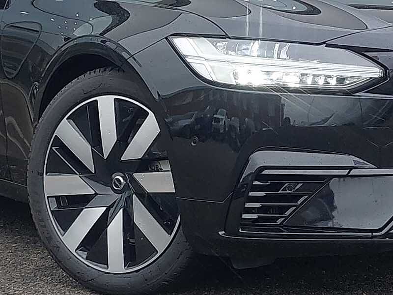 Volvo V90 Plus, T6 AWD Plug-in hybrid, Electric/Petrol, Dark