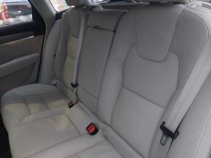 Volvo V90 Plus, T6 AWD Plug-in hybrid, Electric/Petrol, Dark