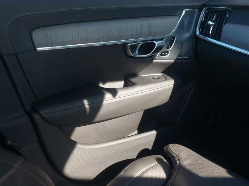 Volvo V90 Cross Country Ultimate, B6 AWD Mild hybrid, Petrol, Bright