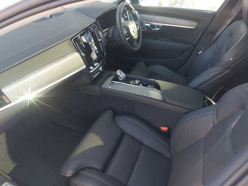 Volvo V90 Cross Country Ultimate, B6 AWD Mild hybrid, Petrol, Bright