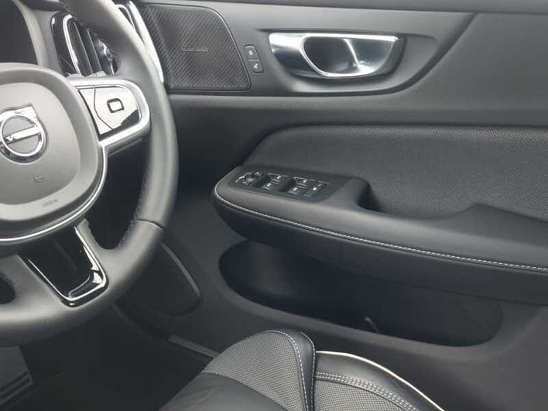 Volvo S60 R-Design, B5 mild hybrid