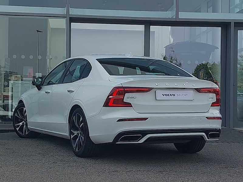 Volvo S60 R-Design, B5 mild hybrid