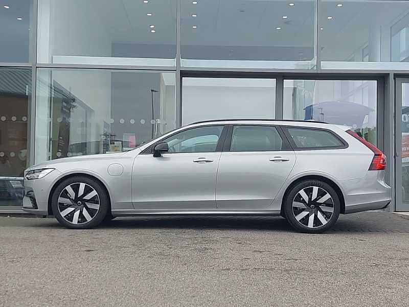 Volvo V90 Plus, T6 AWD Plug-in hybrid, Electric/Petrol, Dark
