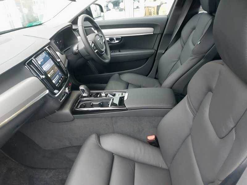 Volvo V90 Plus, T6 AWD Plug-in hybrid, Electric/Petrol, Dark