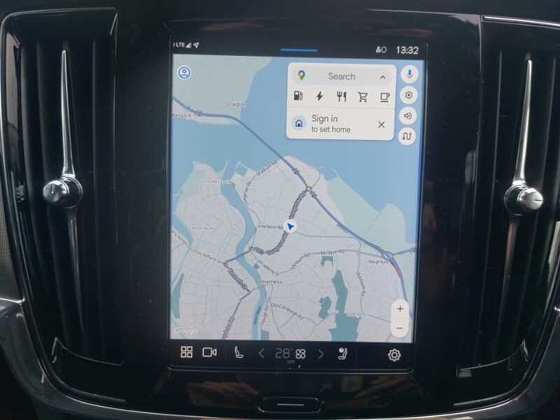 Volvo V90 Plus, T6 AWD Plug-in hybrid, Electric/Petrol, Dark
