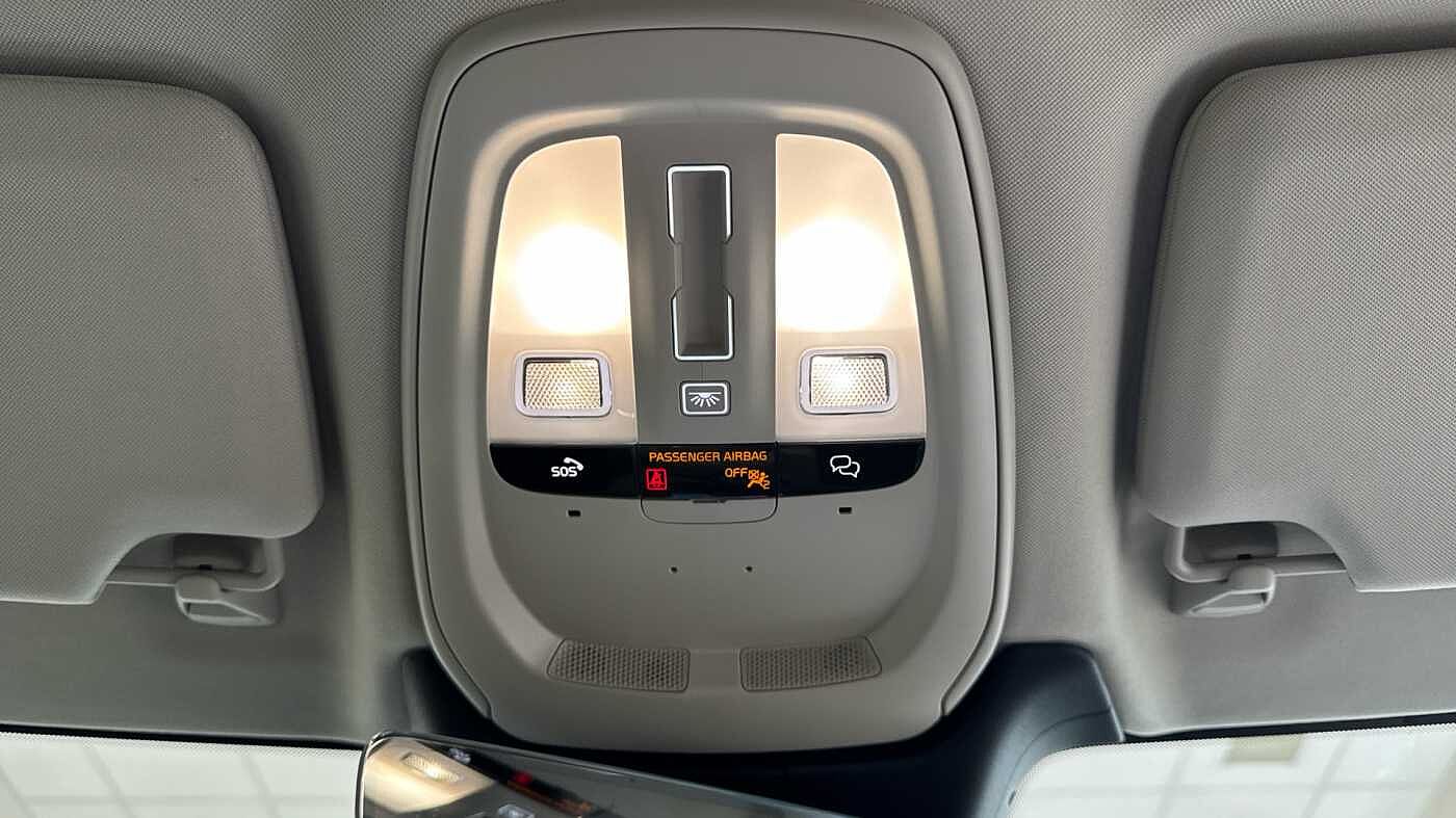 Volvo V90 Cross Country Ultimate, B5 AWD mild hybrid, Petrol