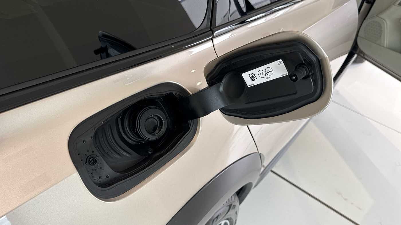 Volvo V90 Cross Country Ultimate, B5 AWD mild hybrid, Petrol