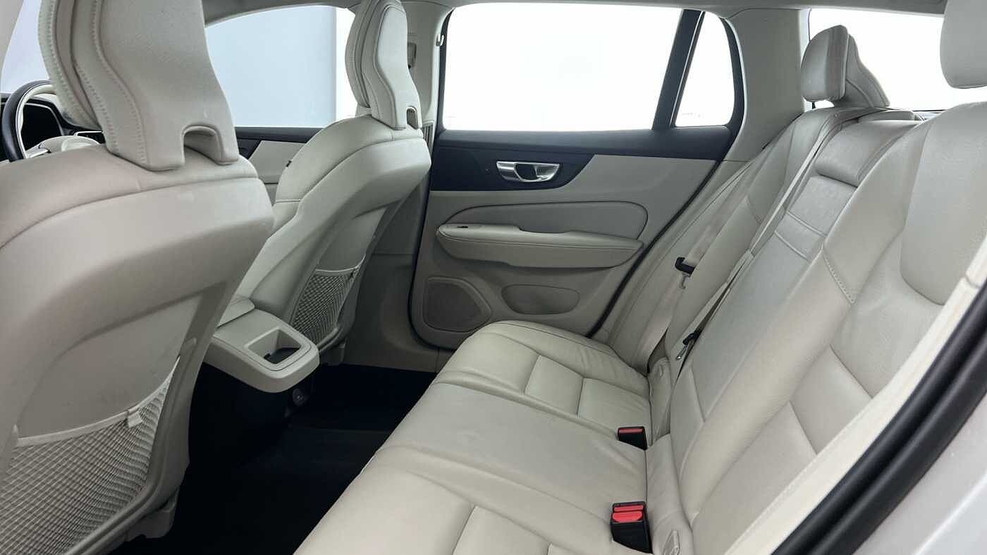 Volvo V60 Cross Country Pro, B4 AWD mild hybrid