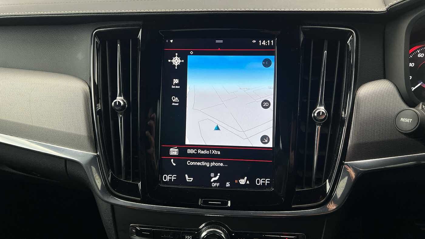 Volvo S90 Recharge R-Design, T8 AWD plug-in hybrid