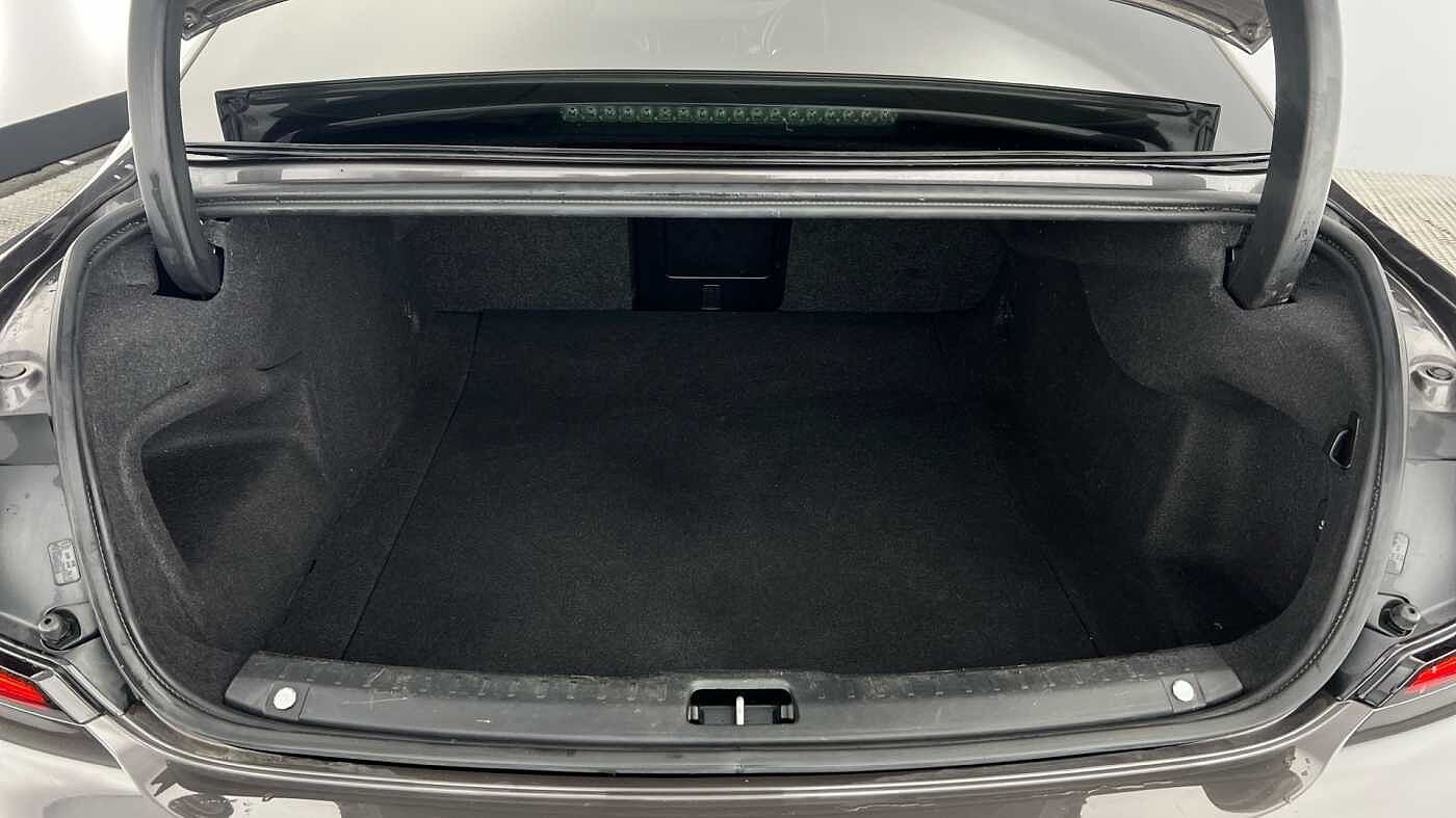 Volvo S90 Recharge R-Design, T8 AWD plug-in hybrid