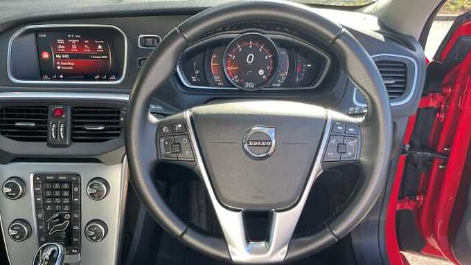 Volvo V40 T3 Inscription Automatic