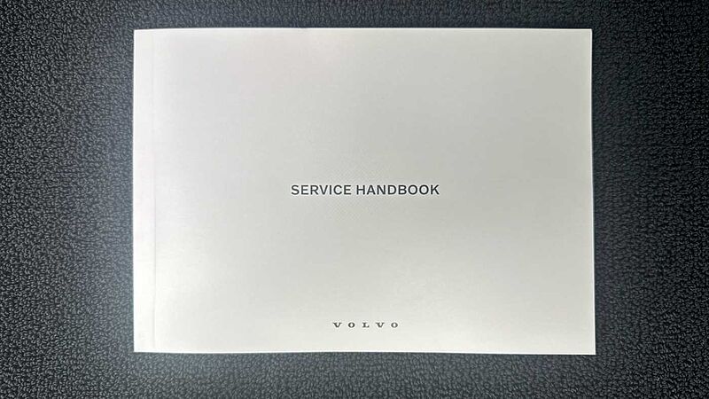 Volvo V90 Ultra, T8 AWD Plug-in hybrid, Electric/Petrol, Dark