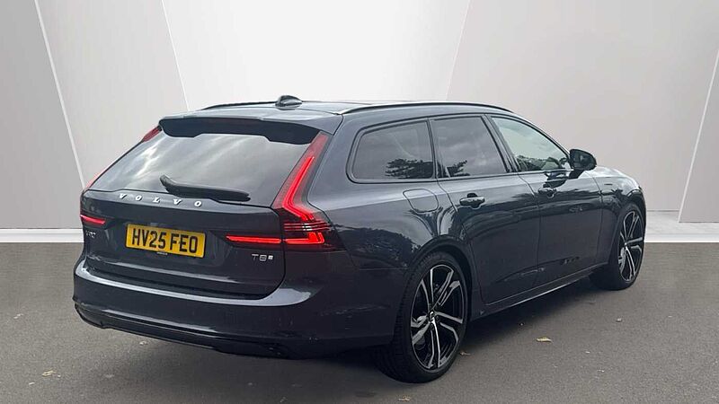 Volvo V90 Ultra, T8 AWD Plug-in hybrid, Electric/Petrol, Dark