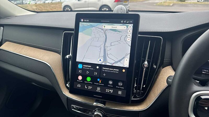 Volvo XC60 Ultra, T8 AWD Plug-in hybrid, Electric/Petrol, Dark