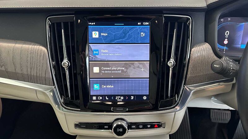 Volvo V90 Cross Country Ultimate, B5 AWD mild hybrid, Petrol