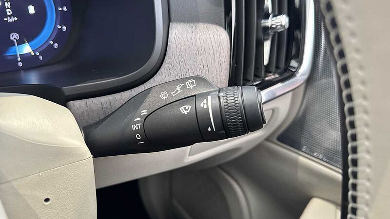 Volvo V90 Cross Country Ultimate, B5 AWD mild hybrid, Petrol