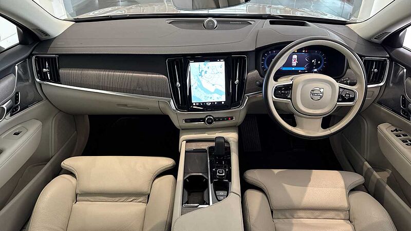 Volvo V90 Cross Country Ultimate, B5 AWD mild hybrid, Petrol