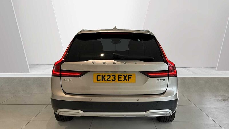 Volvo V90 Cross Country Ultimate, B5 AWD mild hybrid, Petrol
