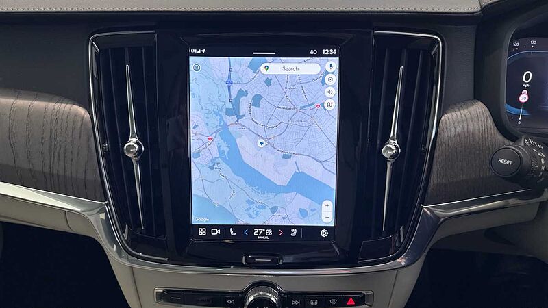 Volvo V90 Cross Country Ultimate, B5 AWD mild hybrid, Petrol