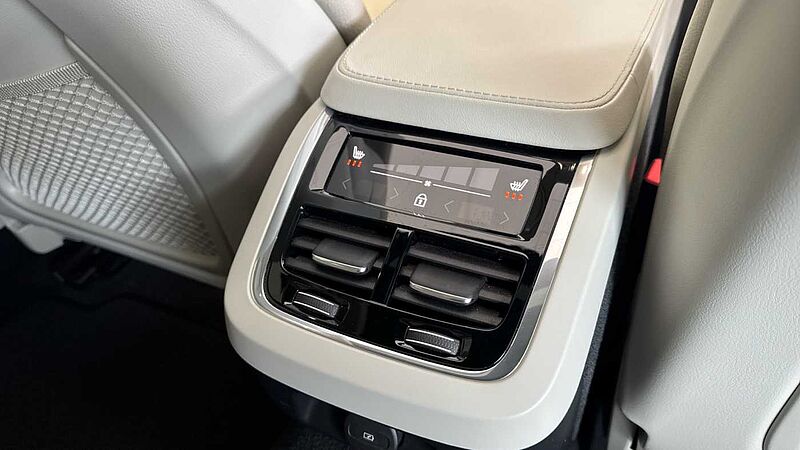 Volvo V90 Cross Country Ultimate, B5 AWD mild hybrid, Petrol