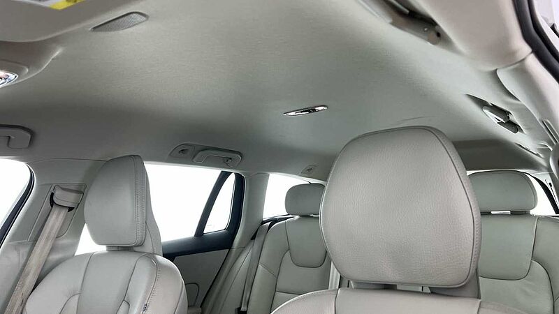 Volvo V60 Cross Country Pro, B4 AWD mild hybrid