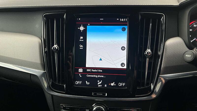 Volvo S90 Recharge R-Design, T8 AWD plug-in hybrid