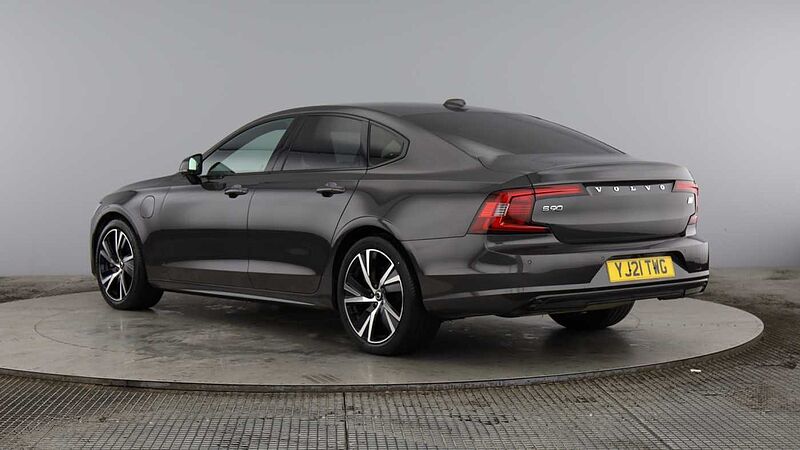 Volvo S90 Recharge R-Design, T8 AWD plug-in hybrid