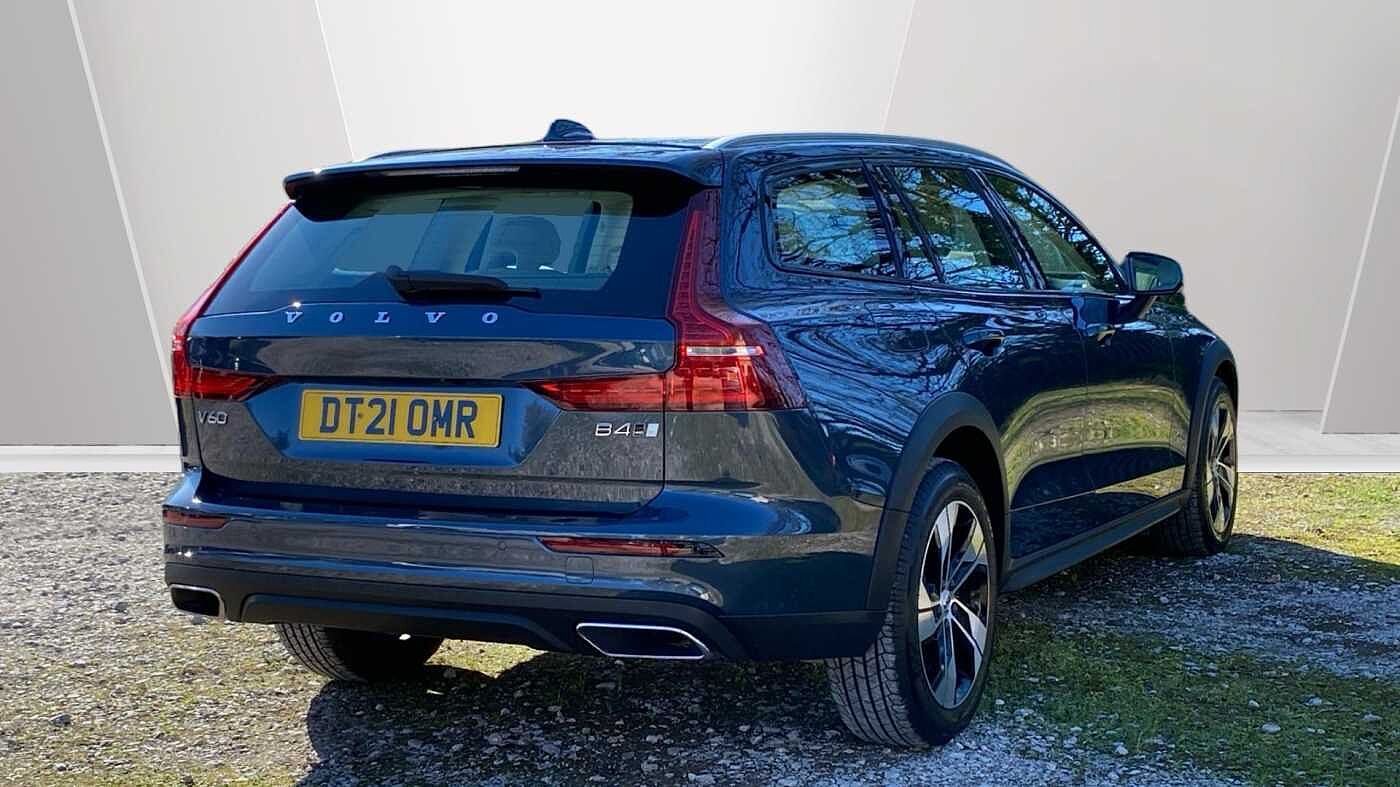Volvo V60 Cross Country 2.0 B4D Cross Country 5dr AWD Auto Diesel Estate