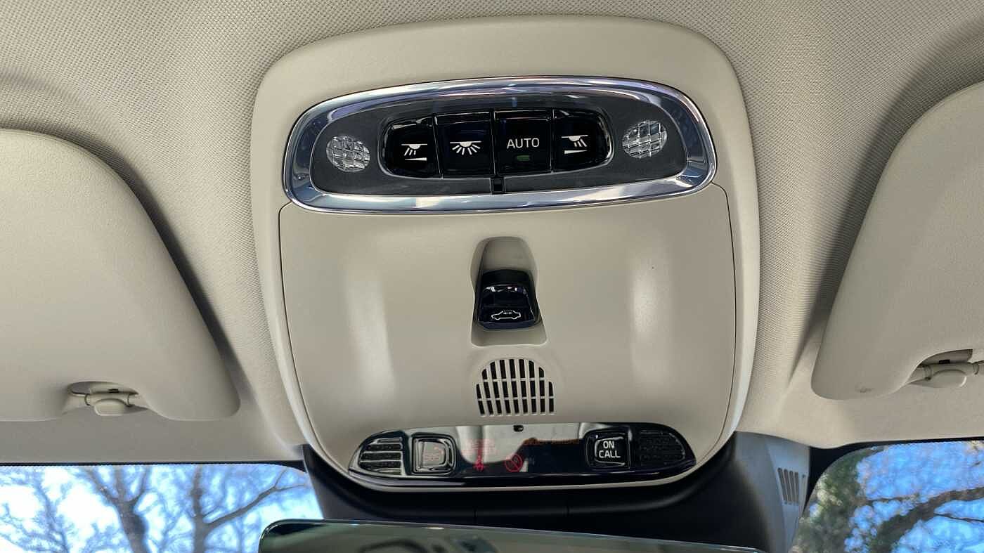 Volvo V60 Cross Country 2.0 B4D Cross Country 5dr AWD Auto Diesel Estate