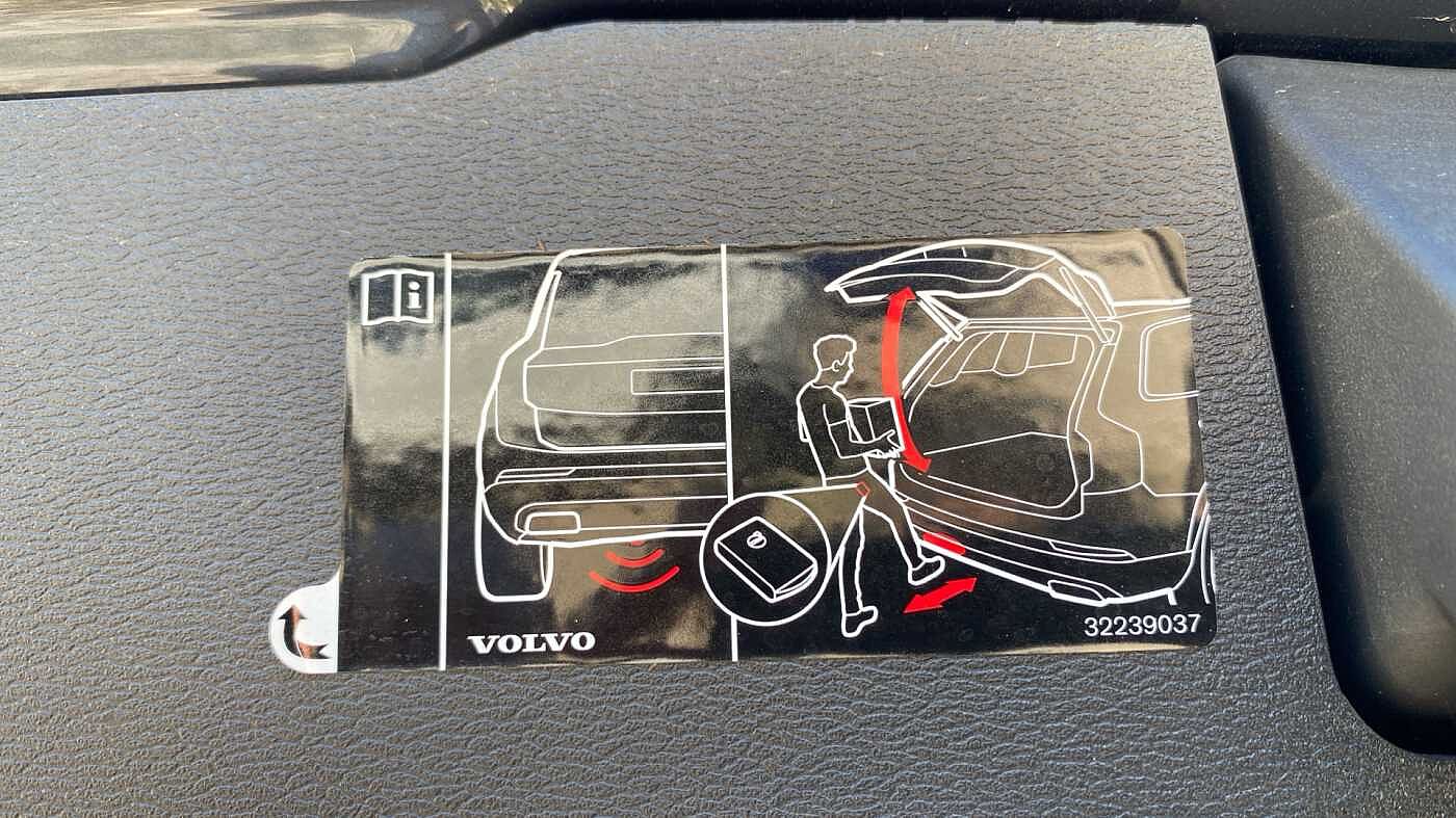 Volvo V60 Cross Country 2.0 B4D Cross Country 5dr AWD Auto Diesel Estate