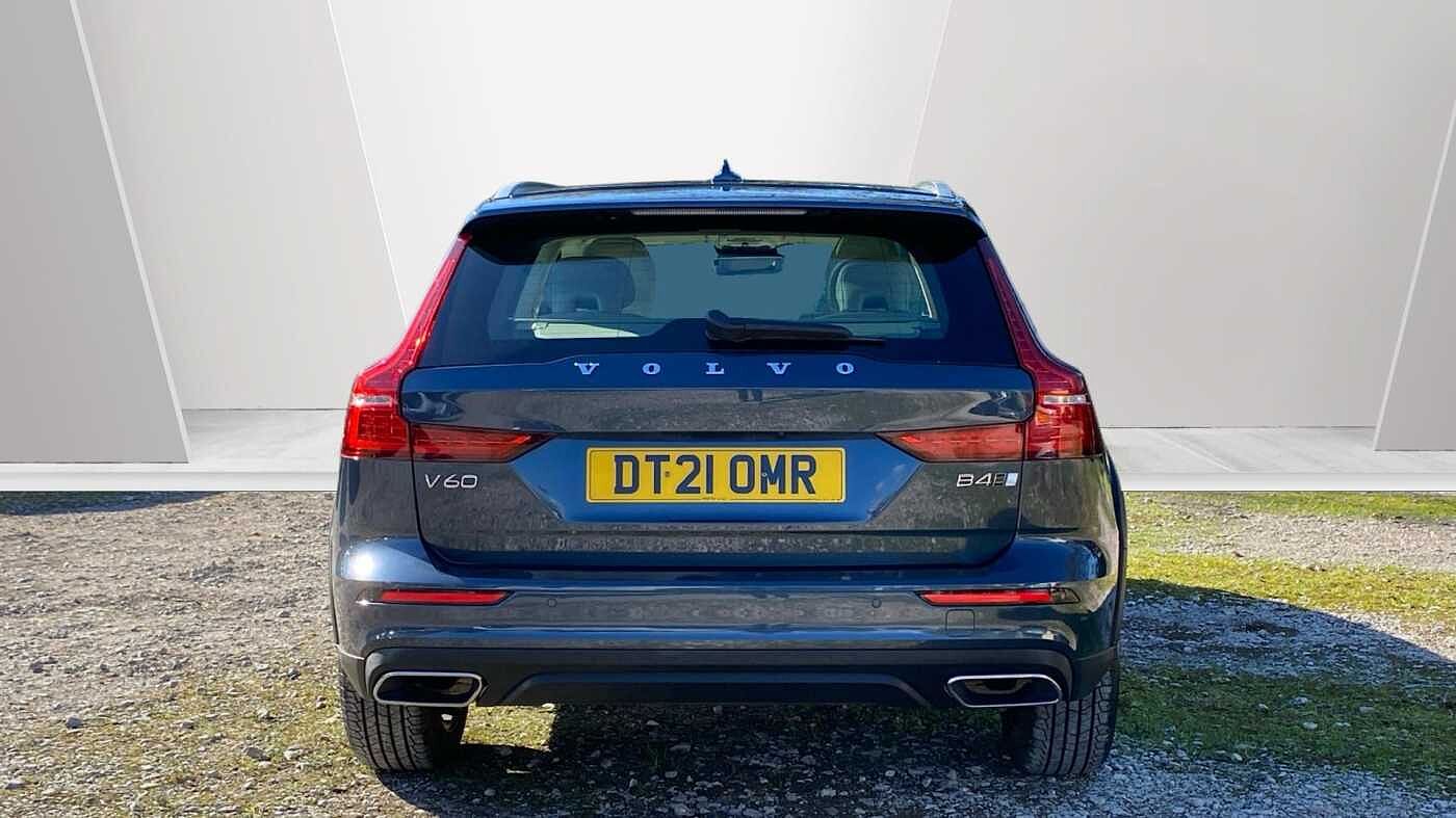 Volvo V60 Cross Country 2.0 B4D Cross Country 5dr AWD Auto Diesel Estate