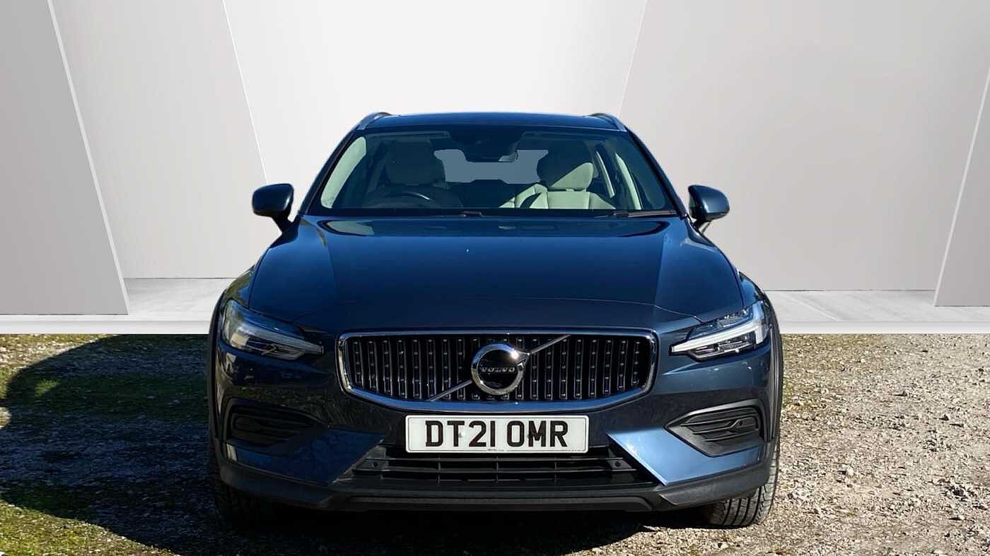 Volvo V60 Cross Country 2.0 B4D Cross Country 5dr AWD Auto Diesel Estate