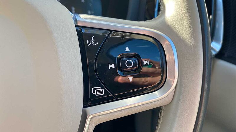 Volvo V60 Cross Country 2.0 B4D Cross Country 5dr AWD Auto Diesel Estate