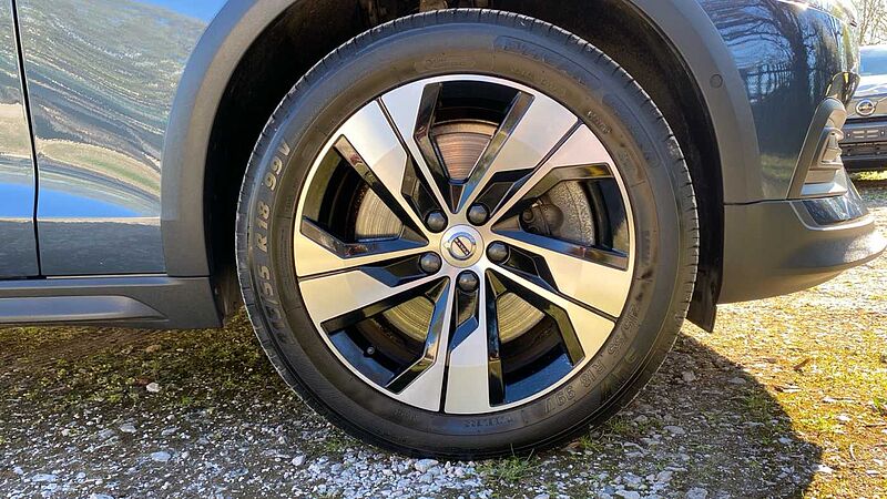 Volvo V60 Cross Country 2.0 B4D Cross Country 5dr AWD Auto Diesel Estate