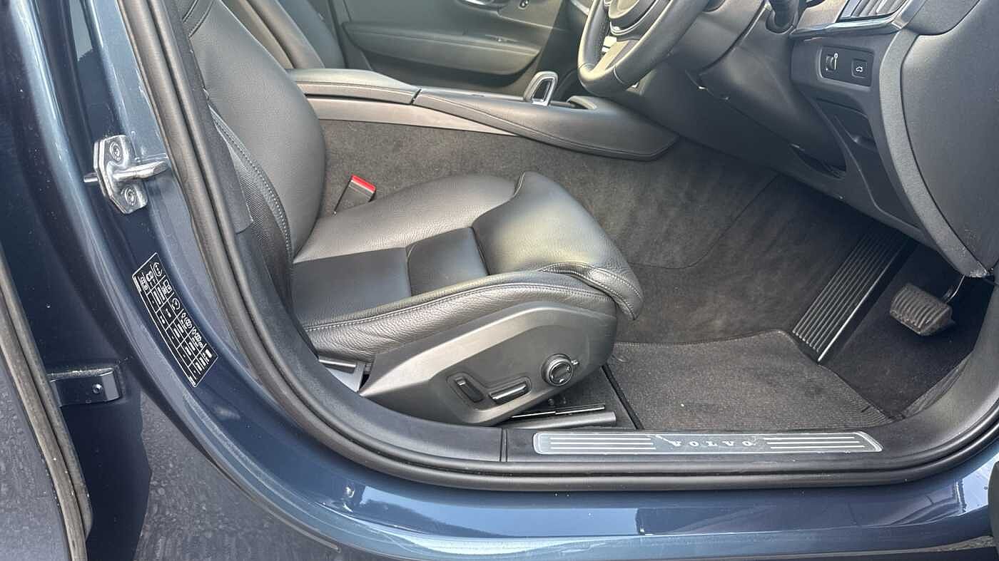 Volvo V90 Cross Country V90 Cross Country, B5 AWD mild hybrid