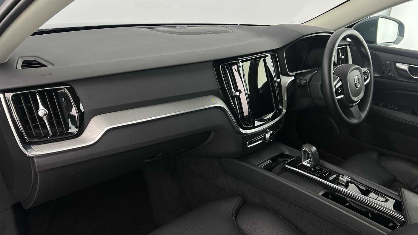 Volvo V60 Cross Country V60 Cross Country Ultimate, B5 AWD mild hybrid, Petrol