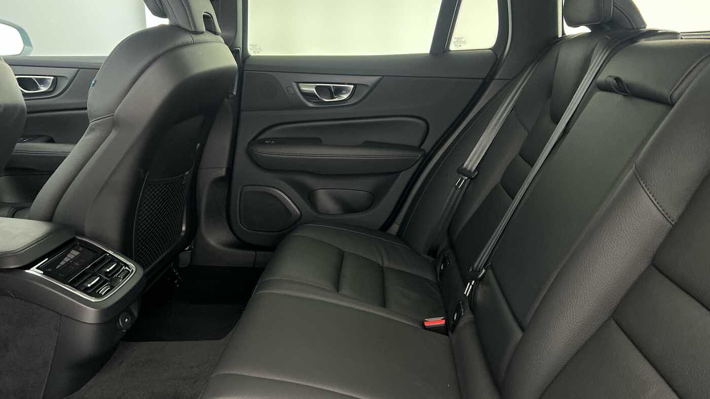 Volvo V60 Cross Country V60 Cross Country Ultimate, B5 AWD mild hybrid, Petrol