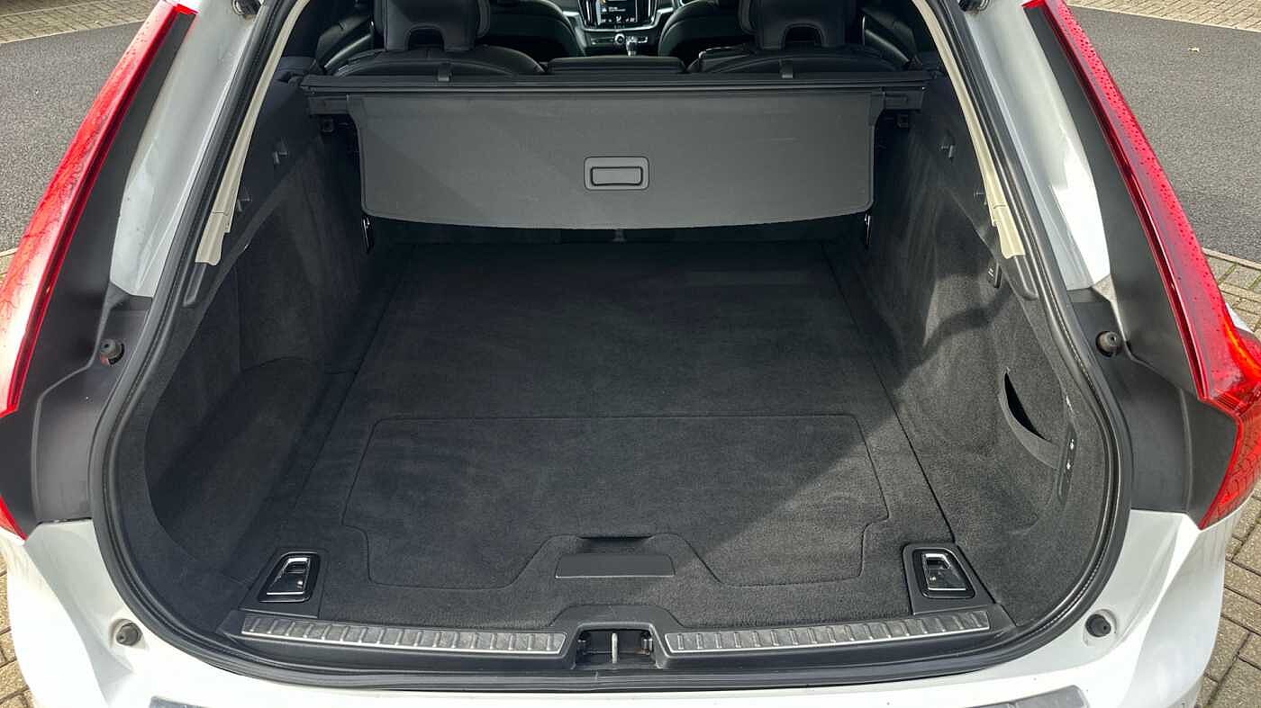 Volvo V90 Cross Country D4 AWD Cross Country Pro Automatic