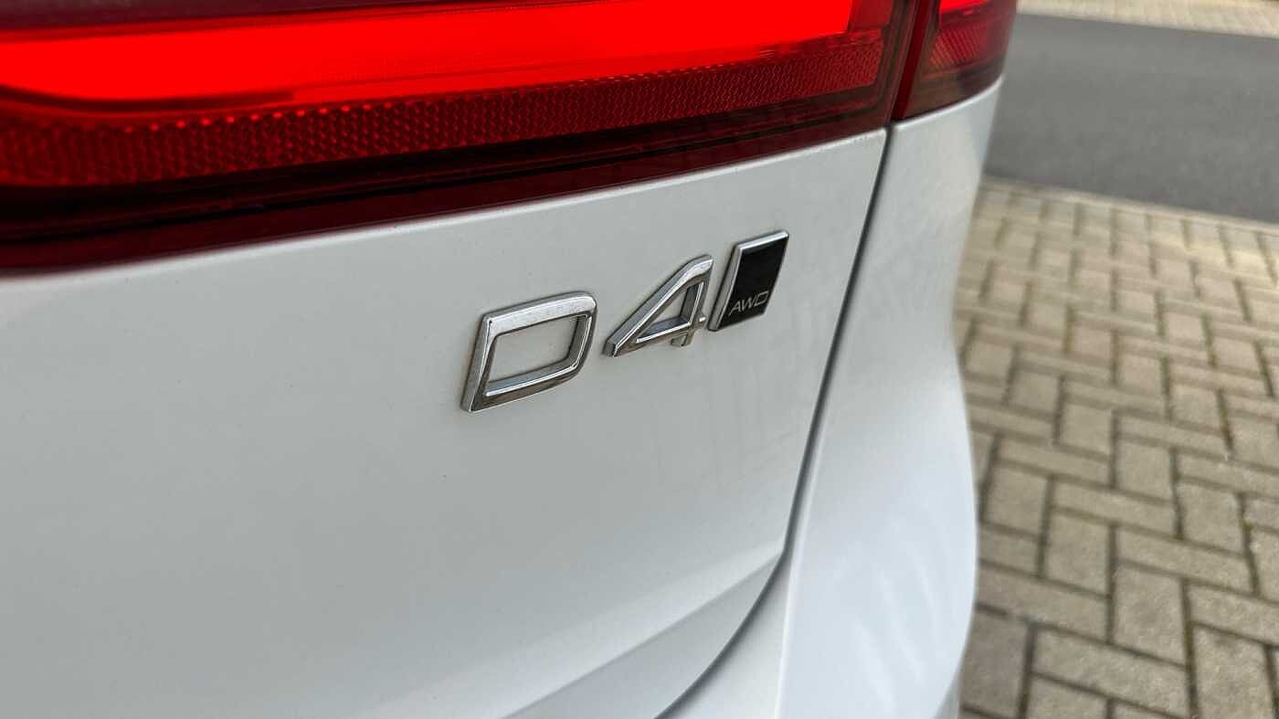 Volvo V90 Cross Country D4 AWD Cross Country Pro Automatic