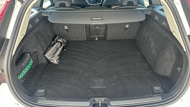 Volvo V60 V60 Cross Country Pro, B5 AWD mild hybrid
